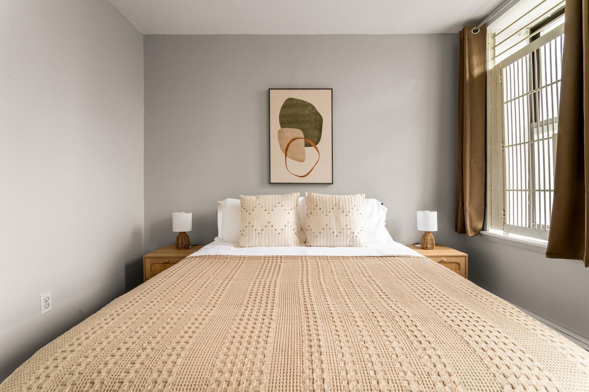 Stunning 3-bedroom In City! Apartamento *