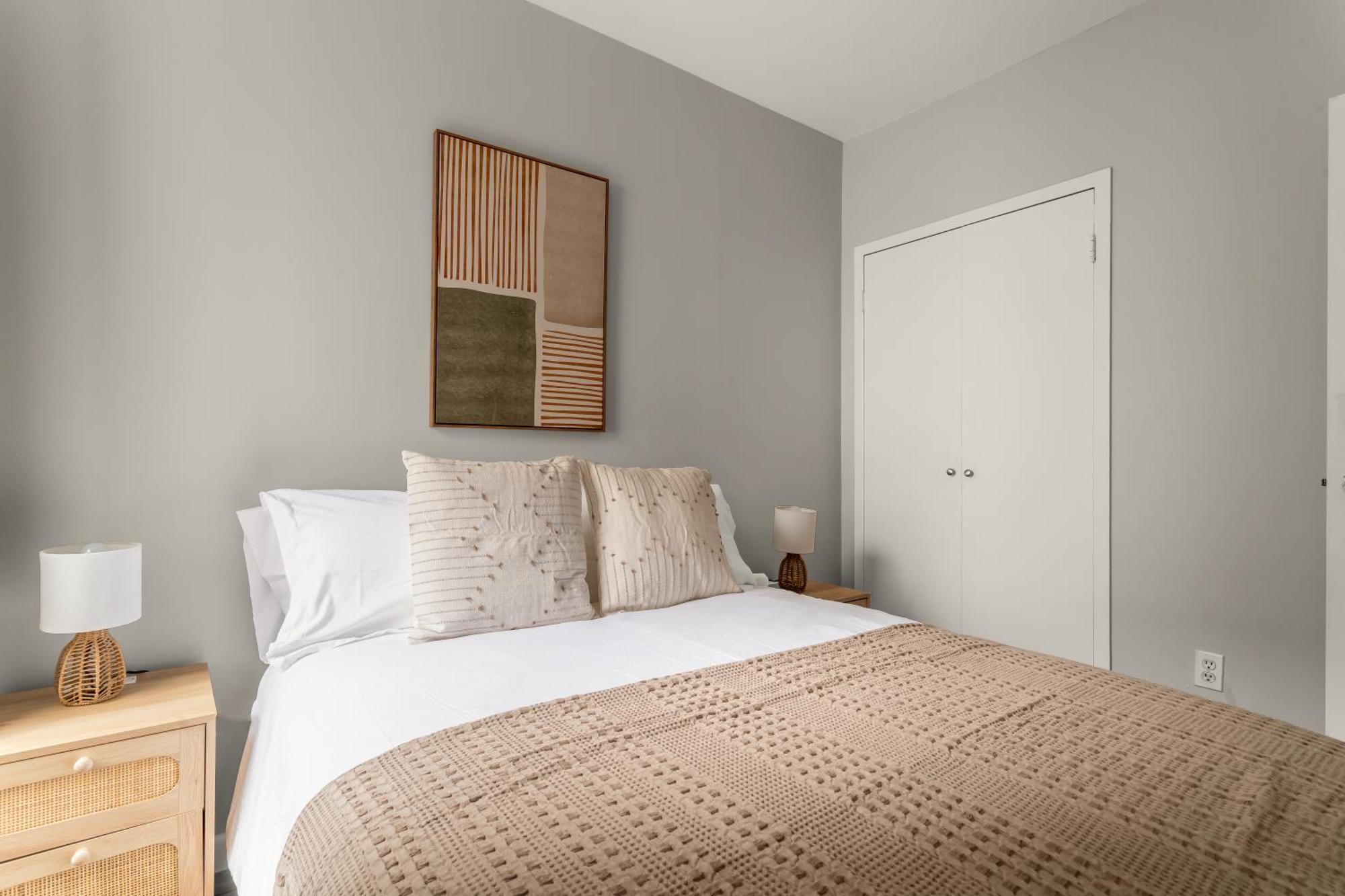 Apartamento Stunning 3-bedroom In City! *